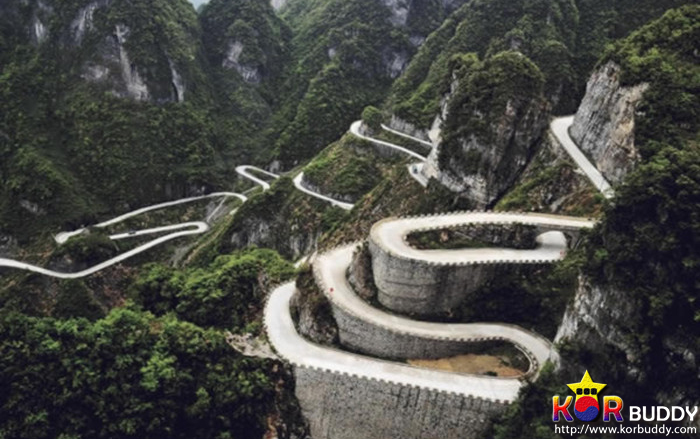 세상에서 가장 위험한 도로들